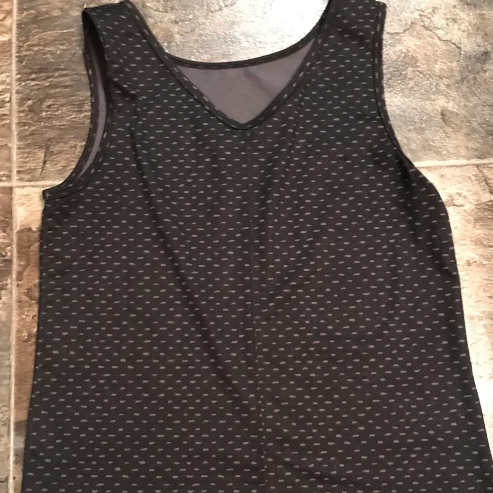 Oiselle tank